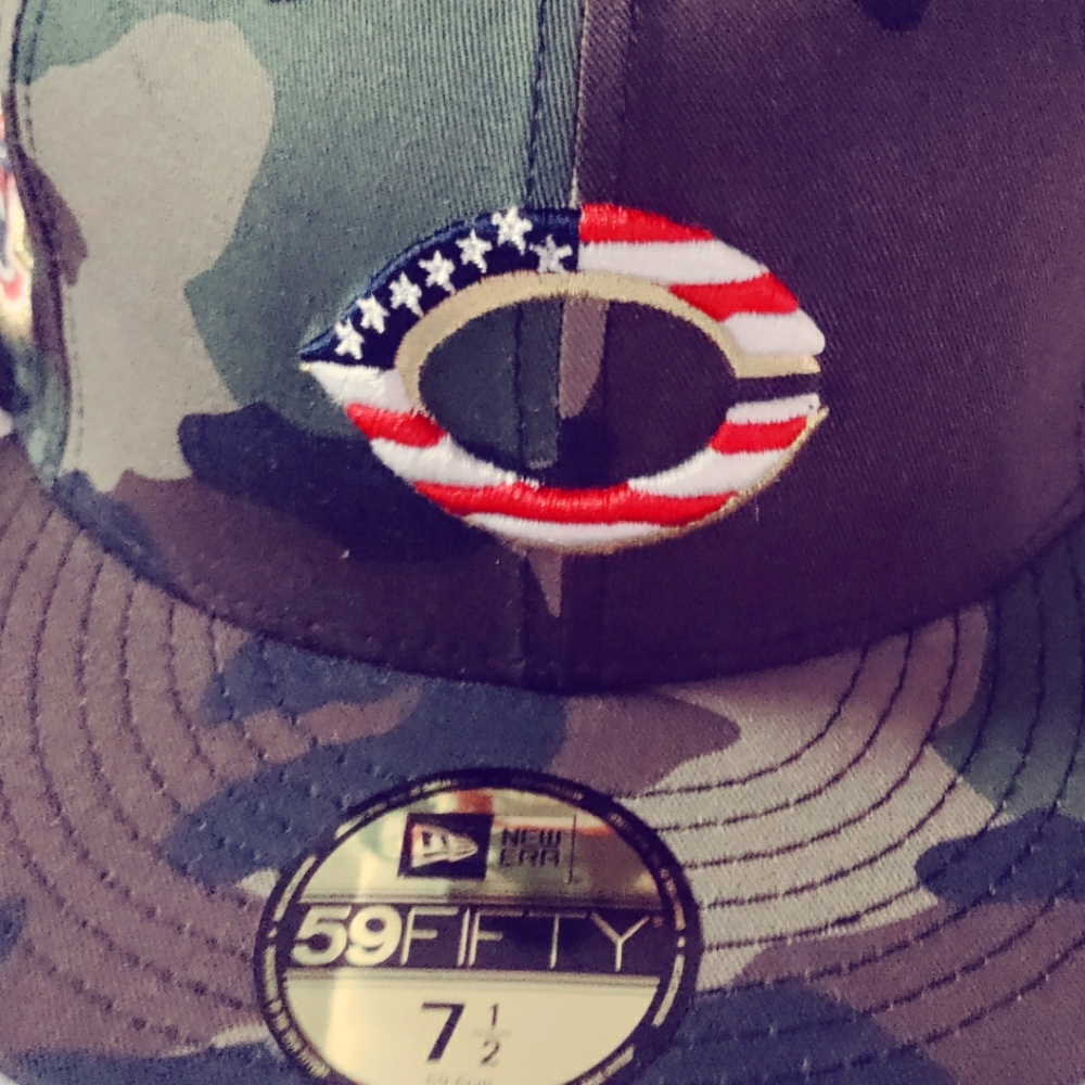 Super rare limited edition cincinnati reds hat 7 1/2